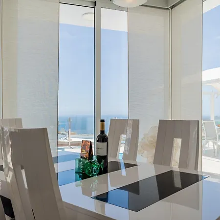 Вилла Ocean Bliss - La Tagora